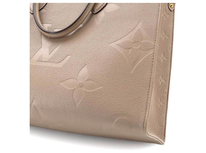 Borsa Tote Louis Vuitton Onthego MM Monogram Empreinte Grigio - vista 9