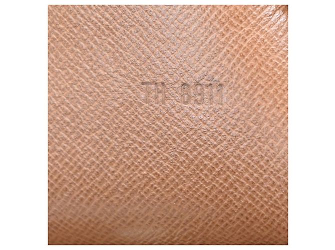 Louis Vuitton Nil Messenger Monogram Canvas GM Marrone - vista 7