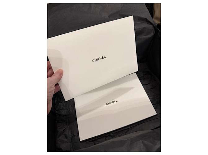 Timeless Chanel Classic Flap Media Pelle Caviar Beige - vista 13