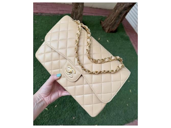 Timeless Chanel Classic Flap Media Pelle Caviar Beige - vista 2