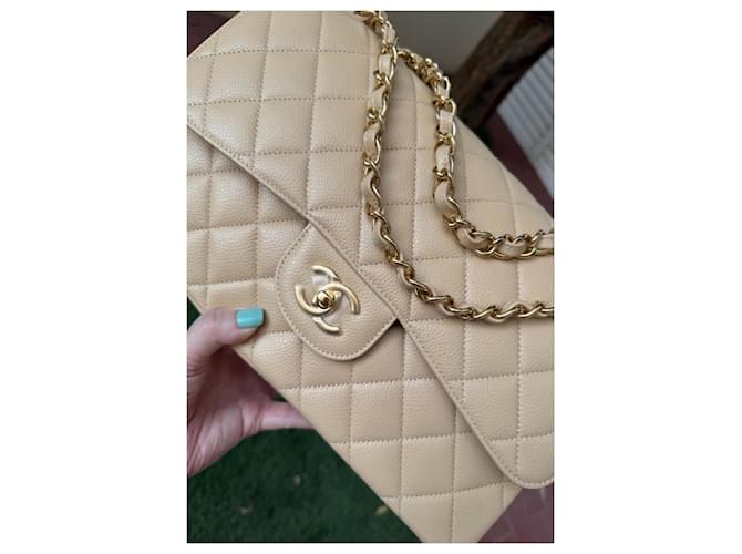 Timeless Chanel Classic Flap Media Pelle Caviar Beige - vista 3