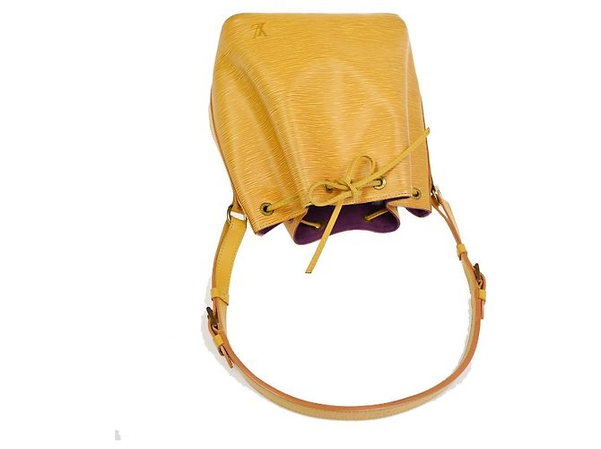 Louis Vuitton Noe Epi Leather Large Amarillo - vista 5