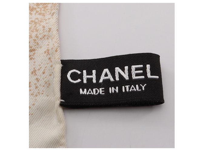 Pañuelo Chanel Coco Mark Blanco Multicolor Beige - vista 2