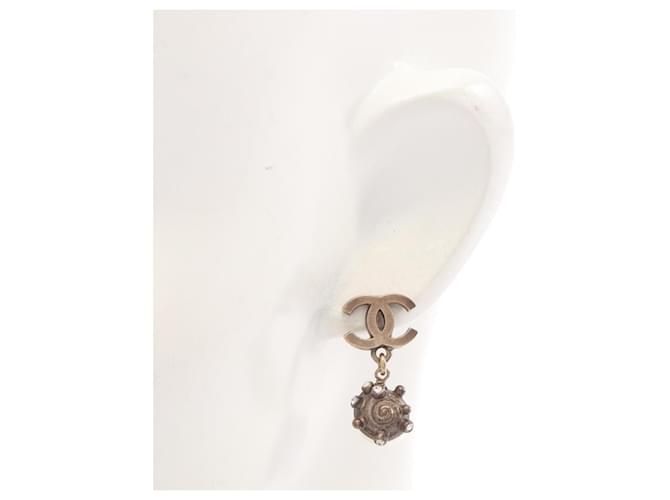 Orecchini Coco Mark Chanel Bianco D'oro - vista 4
