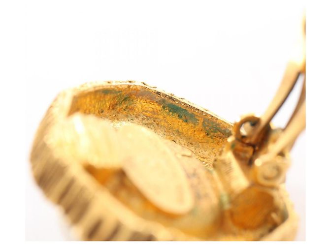 Orecchini a clip Chanel placcati oro con perla sintetica Bianco D'oro - vista 6