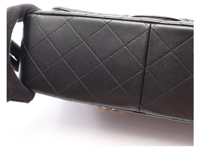 Borsa a Spalla Chanel Large Matelassé Double Flap Nero - vista 11