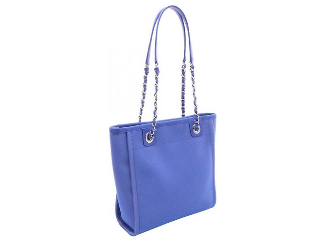 Borsa Tote Chanel Deauville PM Rosso Blu - vista 2