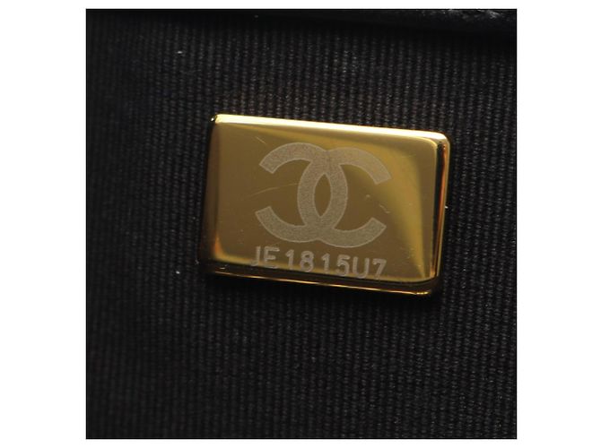 Timeless Borsa a tracolla 2-Way Matelassé Chanel Nero - vista 5