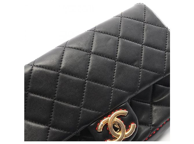 Timeless Borsa a tracolla Chanel Matelassé in pelle di agnello nera Nero - vista 12