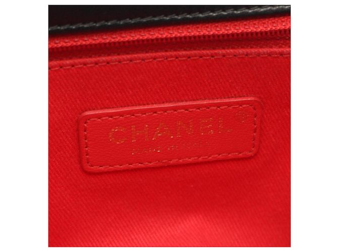 Timeless Borsa a tracolla Chanel Matelassé in pelle di agnello nera Nero - vista 4