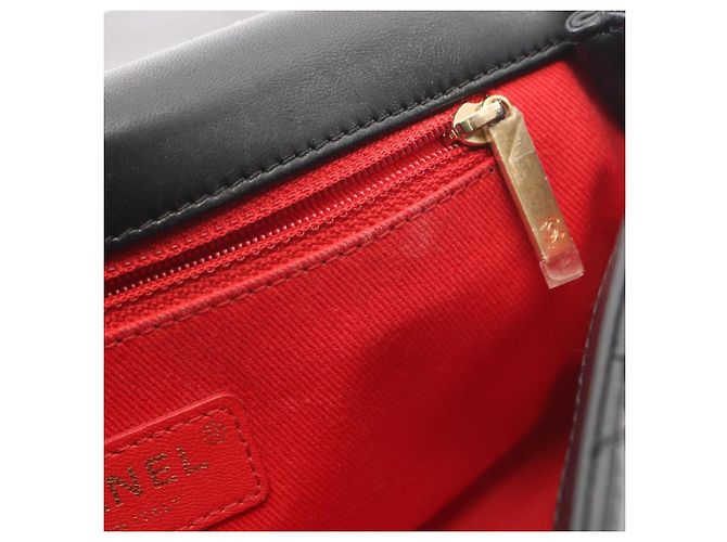 Timeless Borsa a tracolla Chanel Matelassé in pelle di agnello nera Nero - vista 6