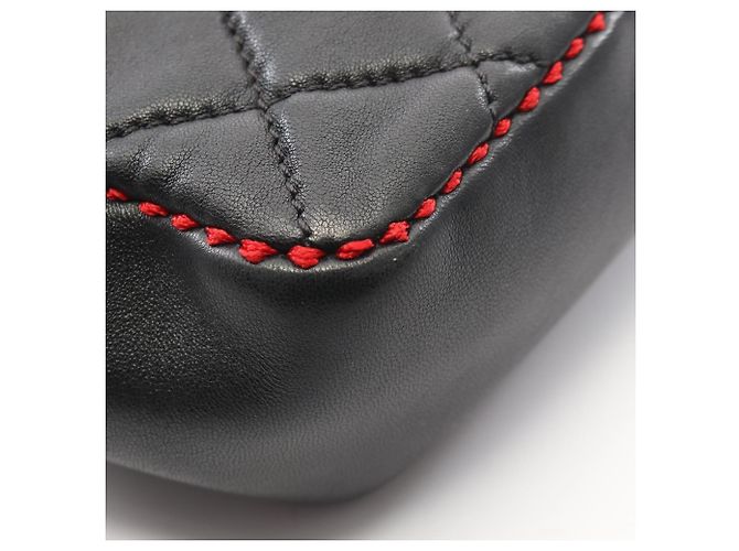 Timeless Borsa a tracolla Chanel Matelassé in pelle di agnello nera Nero - vista 8
