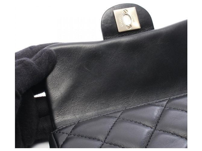 Timeless Borsa a Spalla Chanel Matelassé Small Flap Nero - vista 9