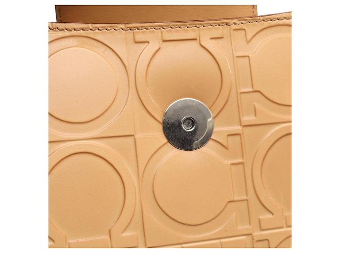 Borsa a tracolla Salvatore Ferragamo Gancini Beige - vista 8
