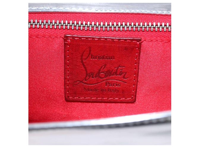 Clutch Christian Louboutin in pelle argento Auth 191142 - vista 13