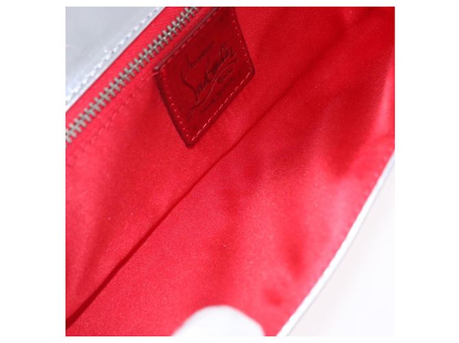 Clutch Christian Louboutin in pelle argento Auth 191142 - vista 14