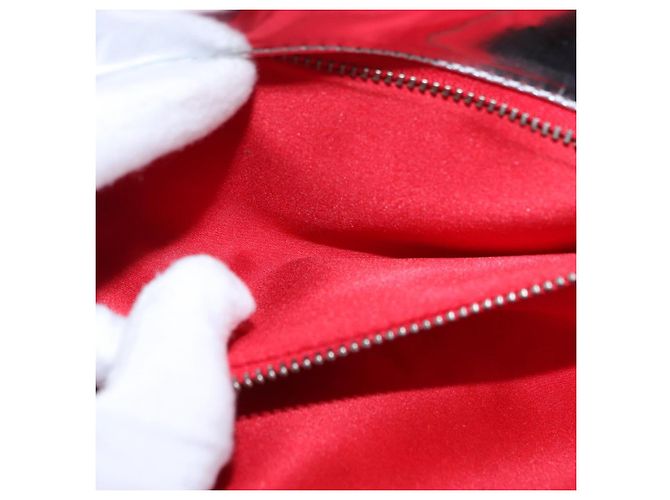 Clutch Christian Louboutin in pelle argento Auth 191142 - vista 18