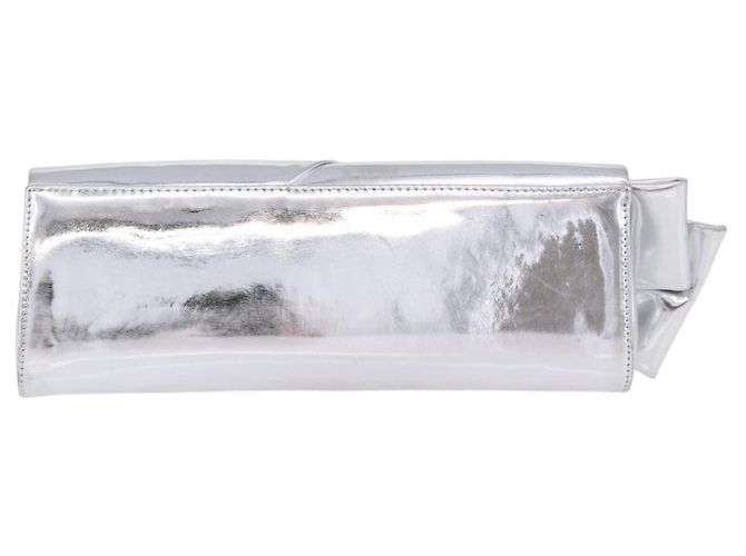 Clutch Christian Louboutin in pelle argento Auth 191142 - vista 3