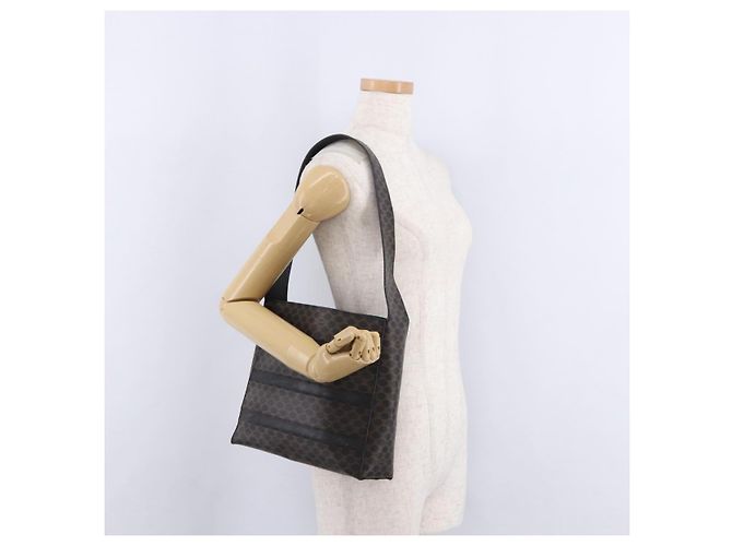 Céline Borsa a tracolla CELINE Macadam Canvas PVC Pelle Nera Oro Auth 193854 Nero D'oro - vista 28