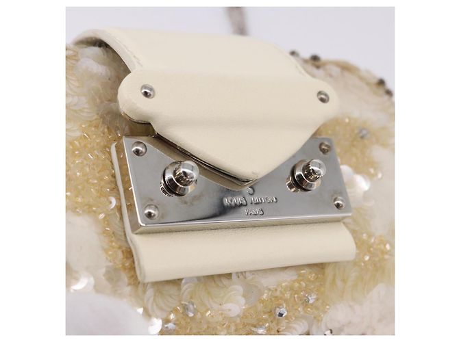 LOUIS VUITTON Minodiere Petit Tresor Bag Sequin White Silver LV Auth 192631SAM Plata Blanco - vista 14