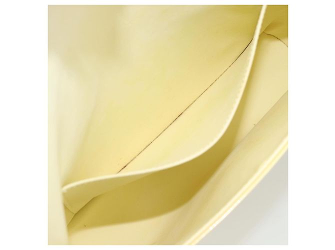 LOUIS VUITTON Monogram Vernis Thompson Street Bag Lime Yellow M91071 Auth 194603 D'oro - vista 19