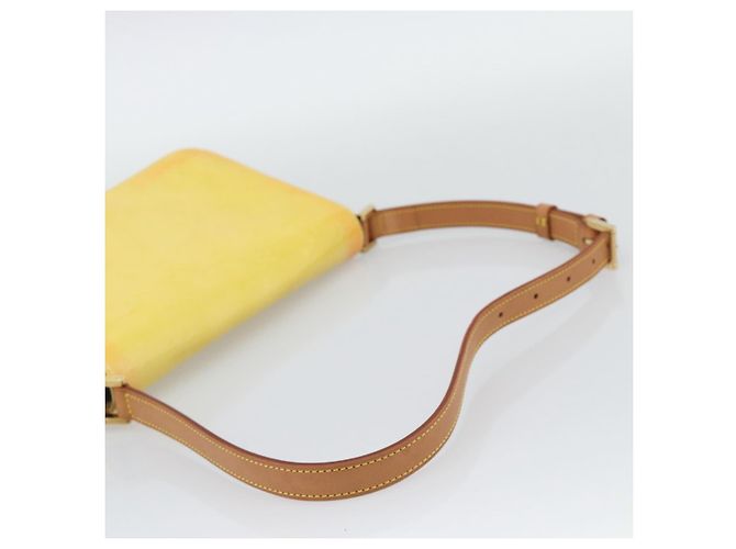 LOUIS VUITTON Monogram Vernis Thompson Street Bag Lime Yellow M91071 Auth 194603 D'oro - vista 7