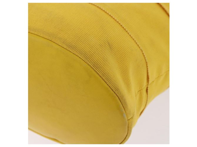 Borsa a tracolla con catena Salvatore Ferragamo in tela Giallo Oro Auth bs36309 - vista 14