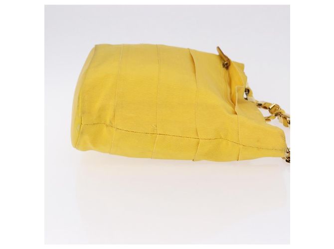 Borsa a tracolla con catena Salvatore Ferragamo in tela Giallo Oro Auth bs36309 - vista 4