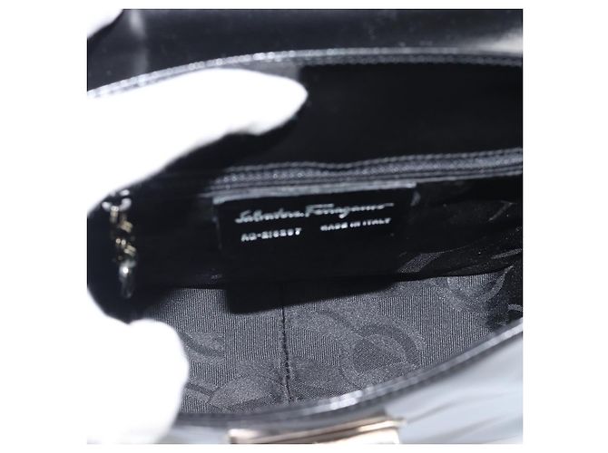 Borsa in Vernice Salvatore Ferragamo Nera Argento Auth ka5372 Nero - vista 16