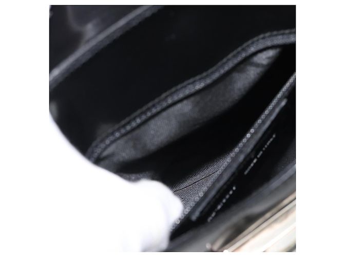 Borsa in Vernice Salvatore Ferragamo Nera Argento Auth ka5372 Nero - vista 20