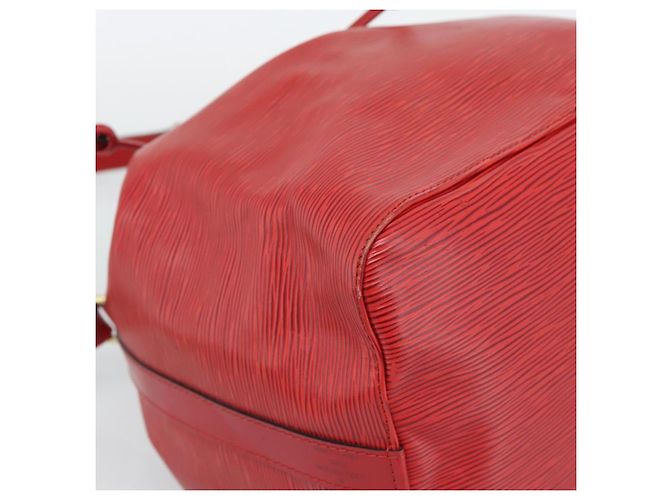 Borsa a Spalla LOUIS VUITTON Epi Petit Noe Rosso M44107 LV Auth 193106V - vista 11