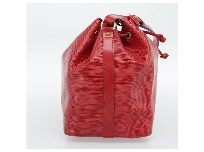 Borsa a Spalla LOUIS VUITTON Epi Petit Noe Rosso M44107 LV Auth 193106V - vista 4