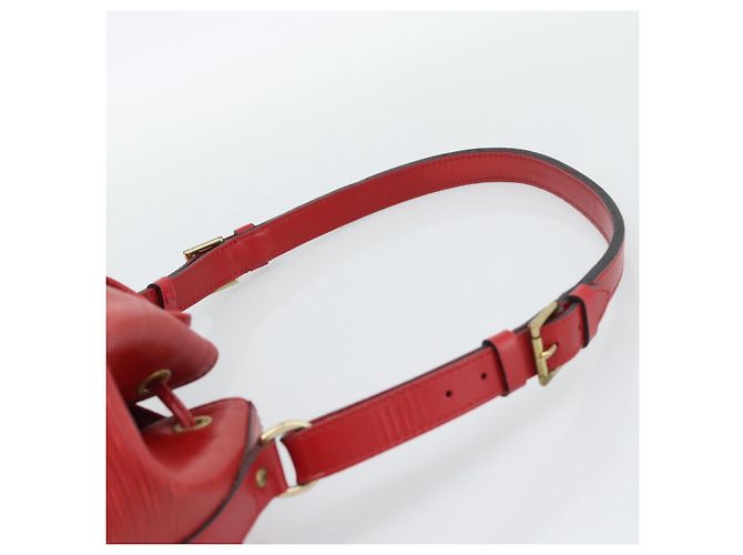 Borsa a Spalla LOUIS VUITTON Epi Petit Noe Rosso M44107 LV Auth 193106V - vista 8