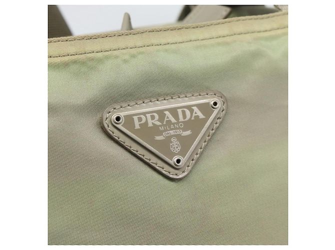 Borsa Tote PRADA Nylon Verde Auth 194568 - vista 14