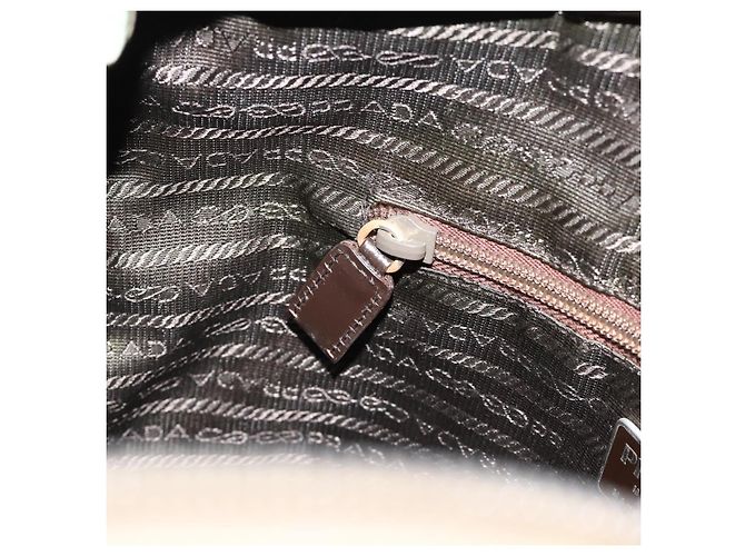 Borsa Tote PRADA Nylon Verde Auth 194568 - vista 20