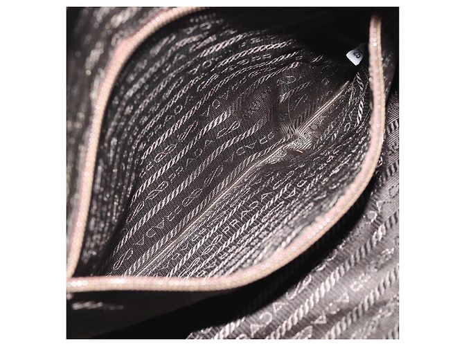 Borsa Tote PRADA Nylon Verde Auth 194568 - vista 21