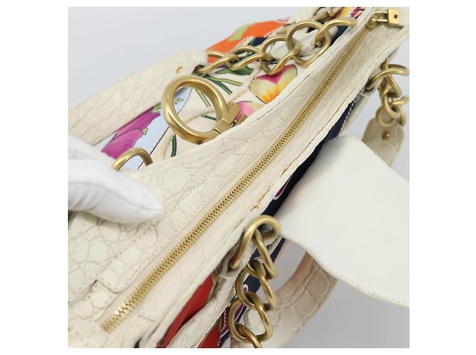 Borsa a mano Salvatore Ferragamo Gancini in nylon e oro bianco Auth 194550A D'oro - vista 7