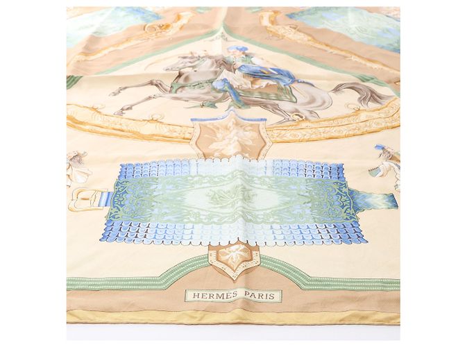 Carré Hermès 90 "Hommage à l'amitié Franco-Hellenique" in seta Beige - vista 3