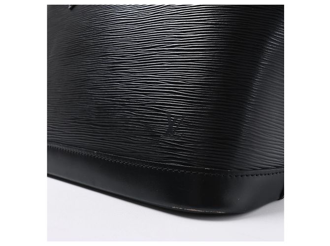 Borsa Louis Vuitton Alma PM in pelle Epi nera M52142 Grigio - vista 2