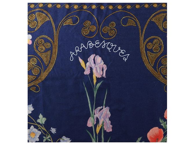Sciarpa in Cashmere e Seta Hermès Carré Géant "ARABESQUES" Blu Navy x Rosso - vista 12