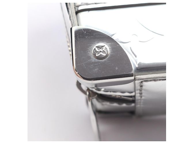 Borsa a mano in pelle argentata Louis Vuitton Argento - vista 6