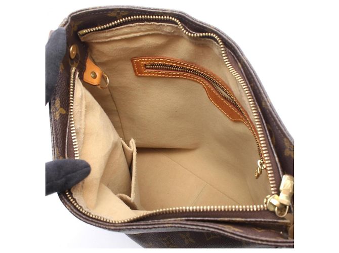 Borsa a tracolla Louis Vuitton Looping GM Monogram Marrone Monogramma - vista 3