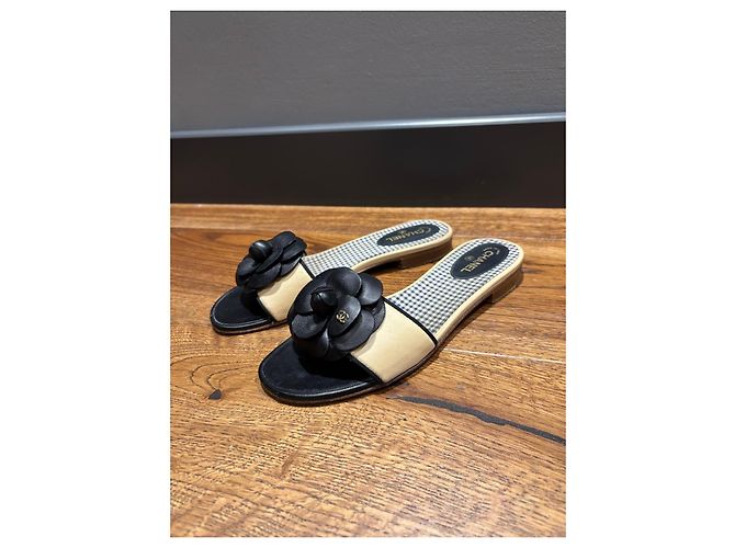Sandali Chanel Camellia 37 Nero Beige - vista 10