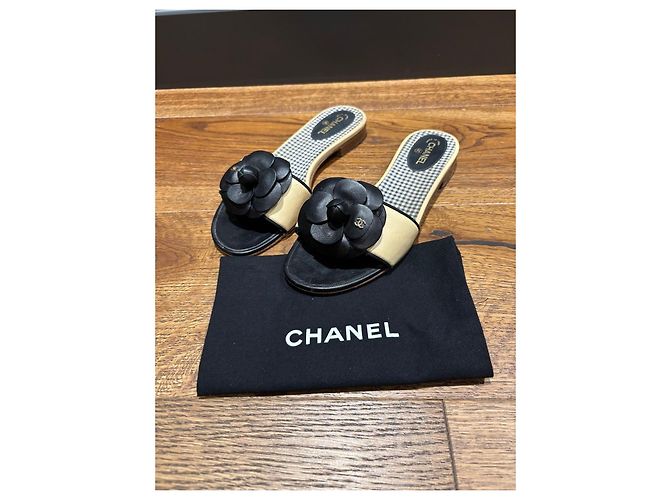 Sandali Chanel Camellia 37 Nero Beige - vista 4