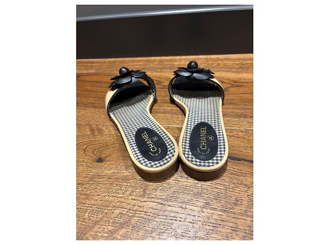 Sandali Chanel Camellia 37 Nero Beige - vista 9