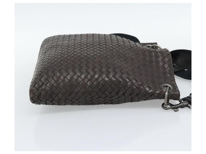 Bottega Veneta Flat Messenger Intrecciato Nappa Medium Marrone - vista 4