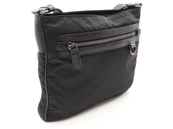 Prada Triangle Plate Schultertasche Schwarz - Ansicht 2