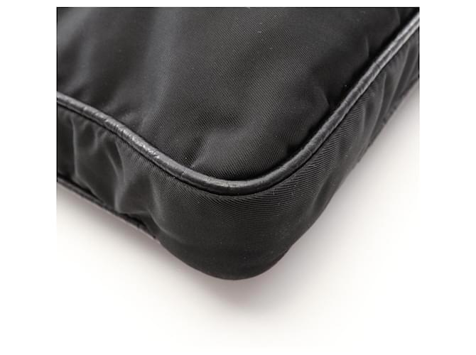 Prada Triangle Plate Schultertasche Schwarz - Ansicht 9