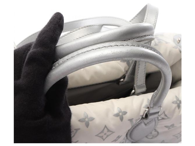 Borsa Tote Louis Vuitton OnTheGo MM 2WAY LV SKI Marrone Multicolore - vista 15