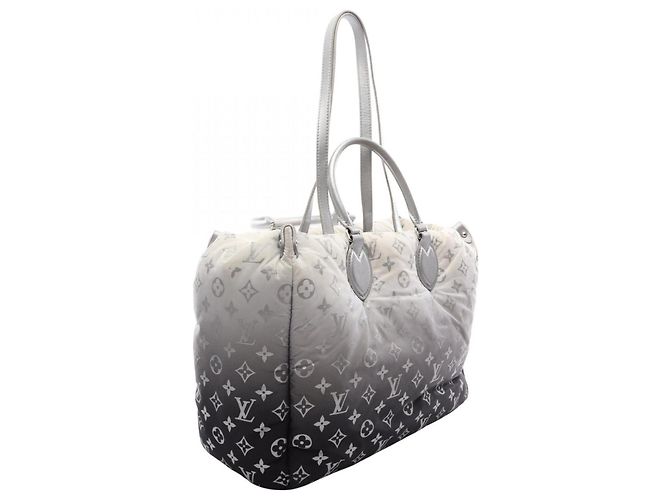 Borsa Tote Louis Vuitton OnTheGo MM 2WAY LV SKI Marrone Multicolore - vista 2
